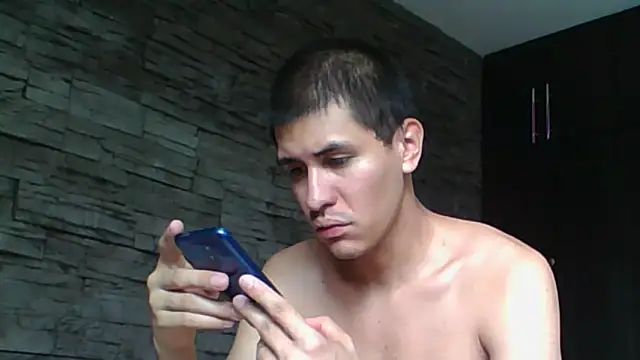 Sexylatin64's Live XXX Chat