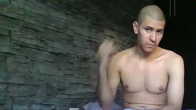 Živý XXX chat Sexylatin64
