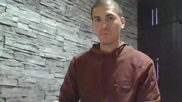 Sexylatin64's Live XXX Chat