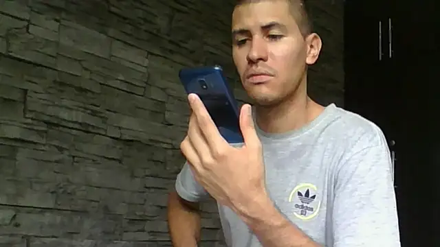 Sembang XXX Secara Langsung Sexylatin64