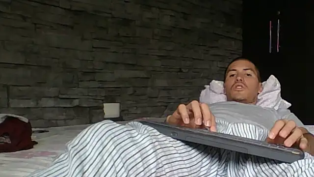 Živý XXX chat Sexylatin64