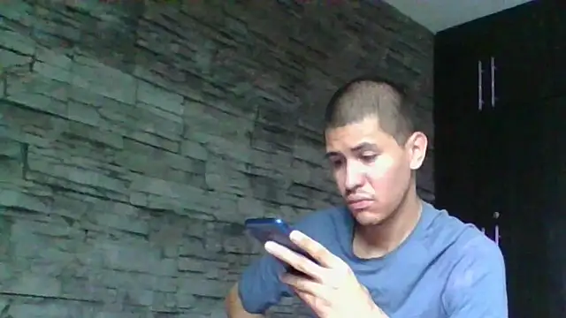 Živý XXX chat Sexylatin64