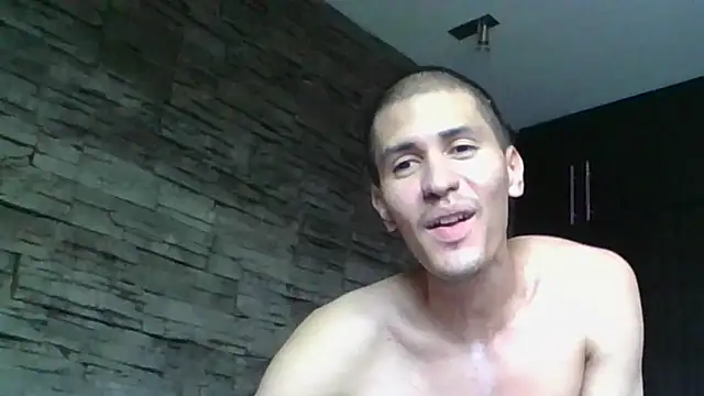 Sexylatin64's Live XXX Chat