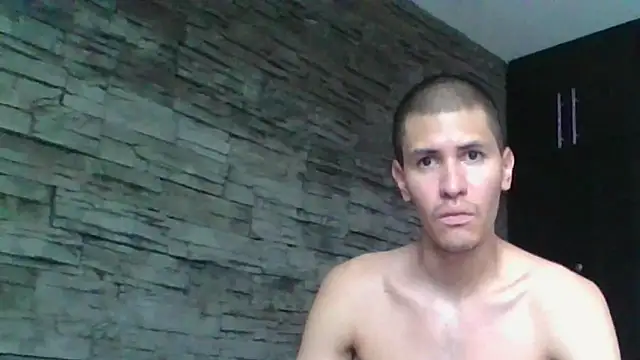 Sexylatin64 现场XXX聊天