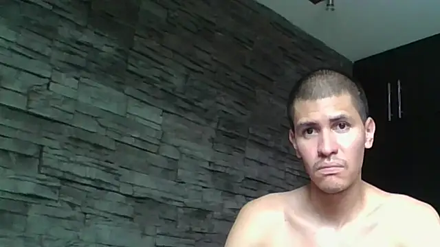 Sexylatin64 live XXX chat