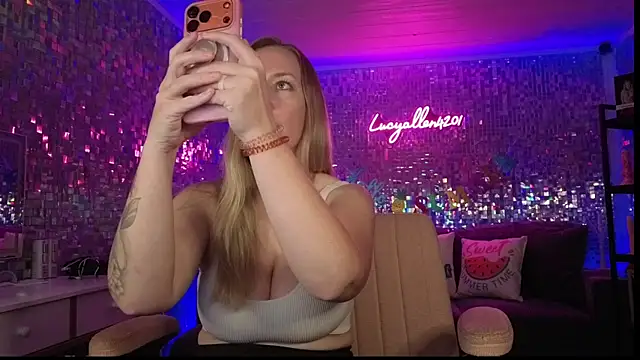lucyallen4201: вебкам-шоу