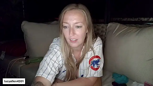 Webkamerová show lucyallen4201