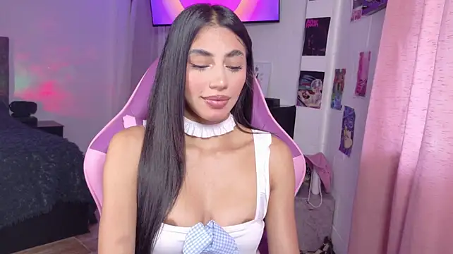 Chat +18 de JulietaCheerr ao vivo
