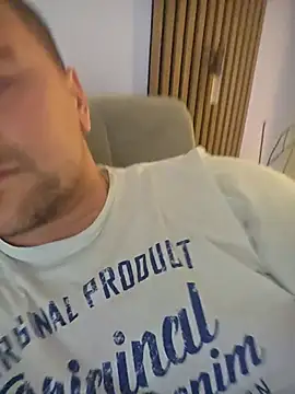 KarlosCarutox Webcam show