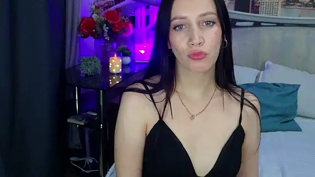 MonicaSweetx: απευθείας συνομιλία ΧΧΧ