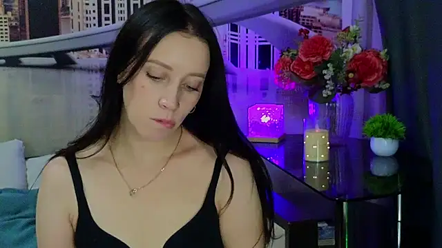Chatroom XXX en direct de MonicaSweetx