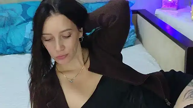 Czat XXX na żywo – MonicaSweetx