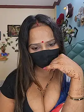 hoty_girlea's Webcam Show