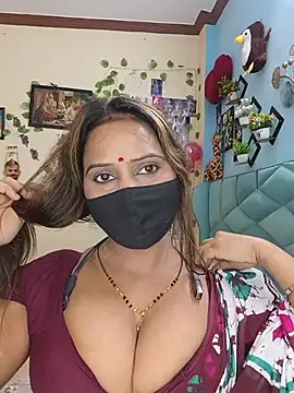 hoty_girlea's Webcam Show
