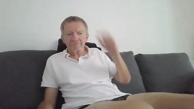 Show webcam de naturiste974