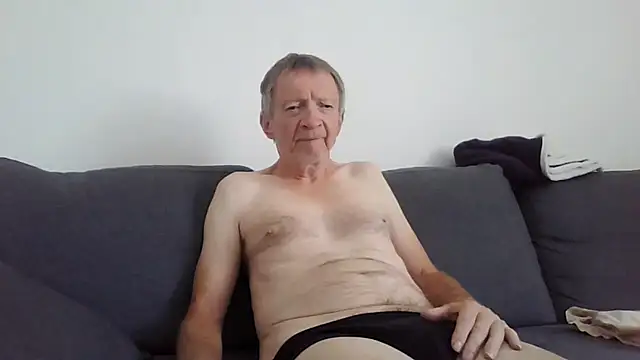 naturiste974 Pertunjukan Webcam