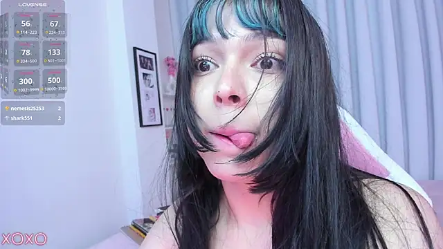 Živý XXX chat misshoneyxxx