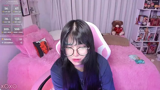 Živý XXX chat misshoneyxxx