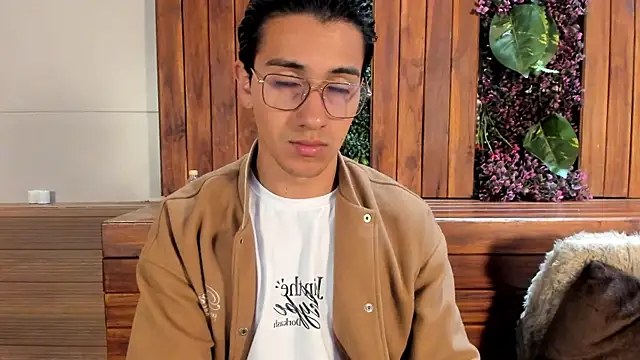 عرض كام Andy_Joy_