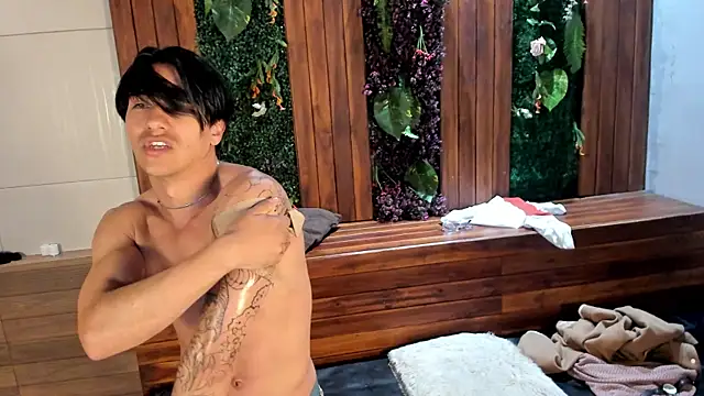 Show modela Andy_Joy_ na web-kameri