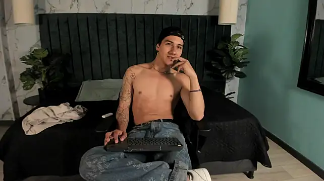 Andy_Joy_ Webcam-Show