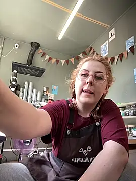 cinnabon_ Show in webcam