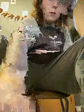 cinnabon_'s Live XXX Chat