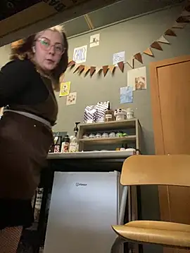 cinnabon_ Show in webcam