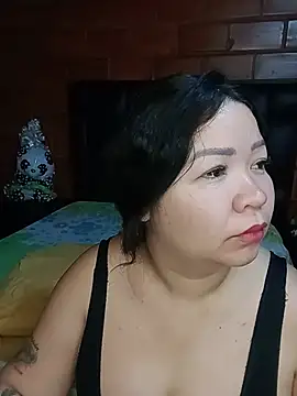Chantal_lopez: онлайн-секс-чат
