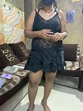 Chatroom XXX en direct de Meera_xxx