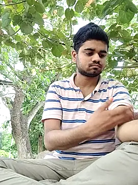 Arsalan_Sheikh Adlı Modelin Web Kamerası Şovu