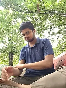 Arsalan_Sheikh Show in webcam