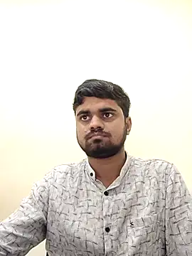 הופעת וובקאם של Arsalan_Sheikh