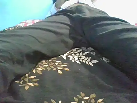 Ishaan_India Show in webcam