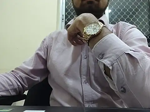Ishaan_Indian Webbikameraesitys