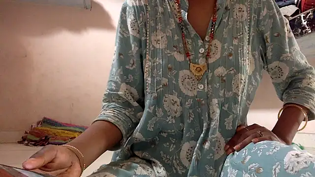 Hot__Shalu ওয়েবক্যাম শো