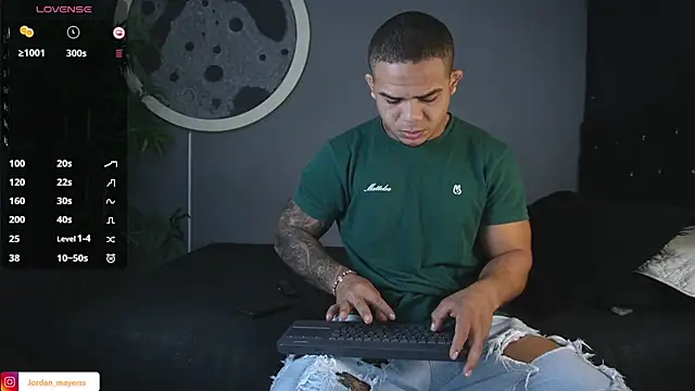 عرض كام jordan_mayers02