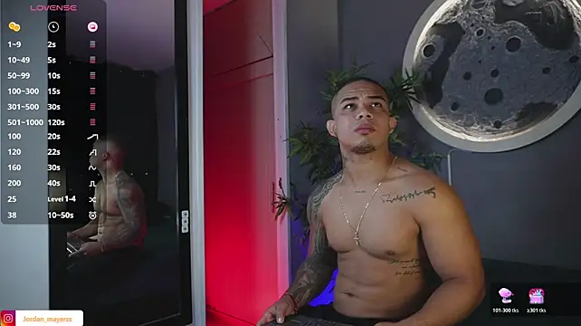 Show de jordan_mayers02 na webcam