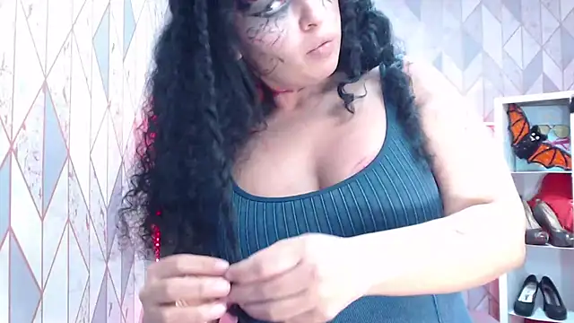 Sofiacowperx Chat XXX in diretta
