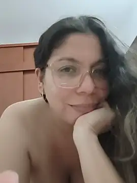 Chat XXX en directo de Carliina_Soussa