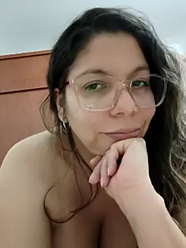 Carliina_Soussa's Live XXX Chat