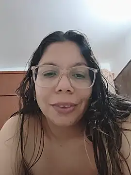 دردشة Carliina_Soussa الجنسية المباشرة