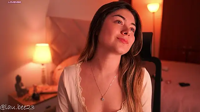 Czat XXX na żywo – Lau_Bee
