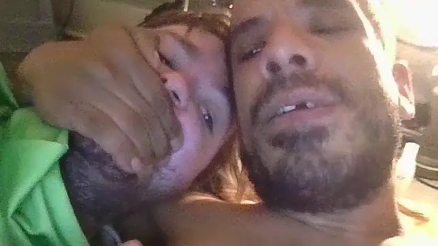 Tjskigh: вебкам-шоу