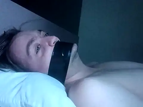 Tjskigh 网络视讯表演