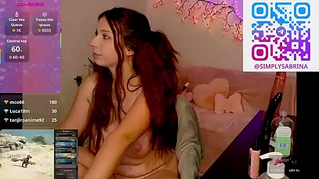 AustrianGirl99 网络视讯表演