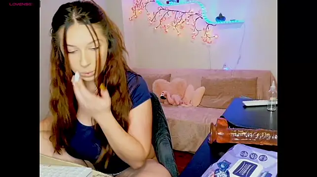 SimplySabrina99 Show in webcam