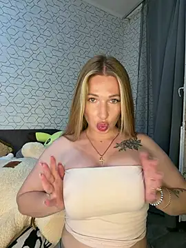 Tatti-Go Webcamshow