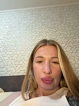 Tatti-Go webcam show