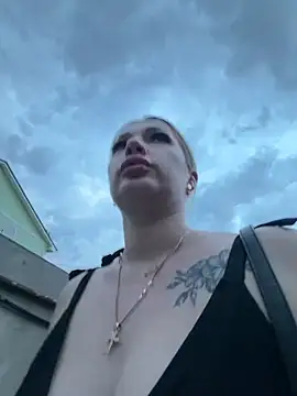 Show modela Tatti-Go na web-kameri